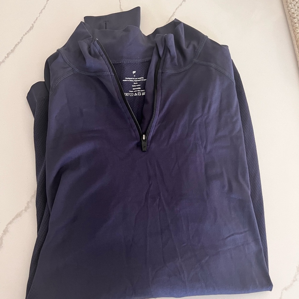 Mens fabletics training long sleeve shirt size M